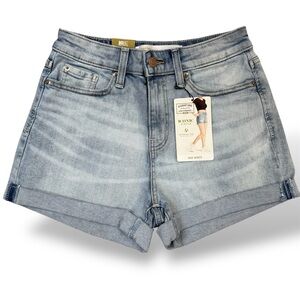 Levi Mom Shorts | Iconic Stretch | W25